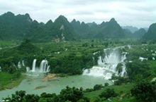 Nanning’s Best Tourism Spots: Detian Waterfall