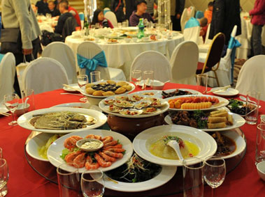 Luxury of Leftovers: Why are Chinese Banquets so Wasteful?