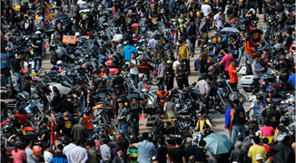 China's "Sturgis" Motorcycle Rally: 600 Harley-Davidsons Roll into Hangzhou  