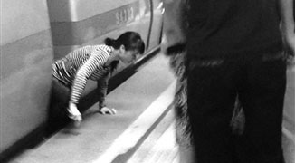 Beijing Woman Somehow Survives Subway Jump Suicide Attempt