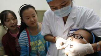 Chinese Scientists Look to Grow Teeth from Urine