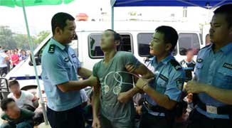 Police Arrest 23 for Inappropriately Touching Women During Songkran Celebrations in Yunnan