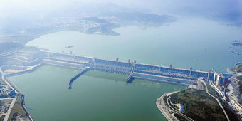 Three Gorges Dam Tickets: Only Foreigners Pay