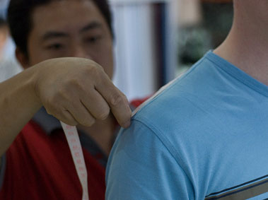 A Guide to What Can Go Wrong When Getting Clothes Tailored in China