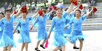 Dancing Aunties in Xi’an could be fined for Disturbing the Peace under New Law 