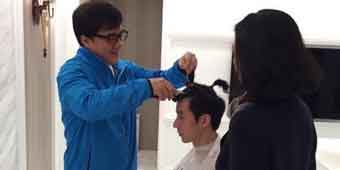 Jackie Chan Shaves Jaycee’s Head to Symbolize New Beginning 