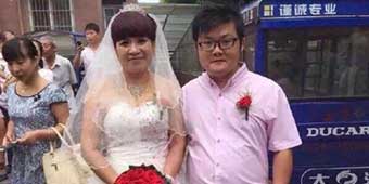 52 Year Old Cougar Marries Her 20-Something Employee, Wedding Photos Go Viral 