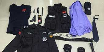 Changzhou Man Impersonates SWAT Team Member to Scare Prostitute-Visiting Father 