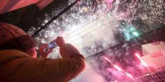 Shanghai Implements Real-Name Registration for CNY Fireworks Sales 