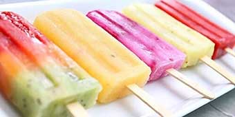 Hangzhou Man Fined 100 RMB for Enjoying a Popsicle While Driving 