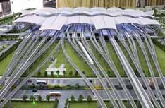 New Railway Station in Guangzhou Similar to Space Base