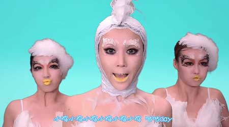 From Weird to Weirder: Videos that Went Viral in China in 2014