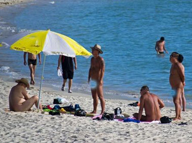 Sanya Nudist Beach: A Sign that Traditions are Fading?