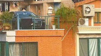 Mother-in-Law Parks Audi on Roof When Debt Not Repaid