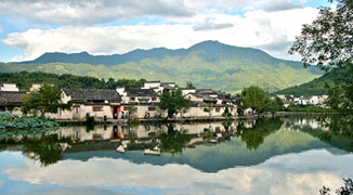 Attractive Ancient Villages in Anhui Province: Xidi & Hongcun