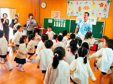 Learning Curves: Alternative Education in China