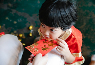 Tips for Celebrating Spring Festival with a Chinese Family