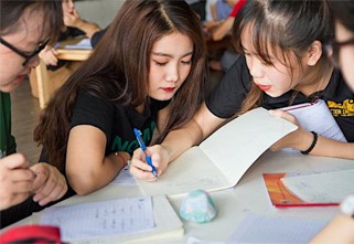 5 Tips For Navigating Student-Teacher Dynamics in China